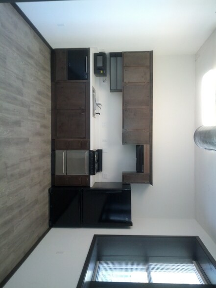 Building Photo - 309 S Jefferson Ave