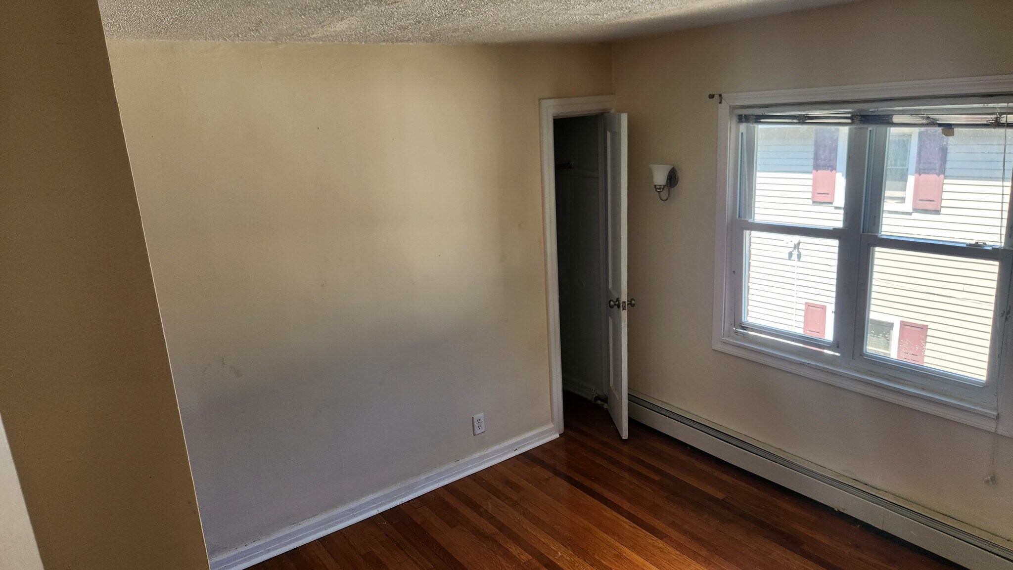 Building Photo - 143 Goddard Ave