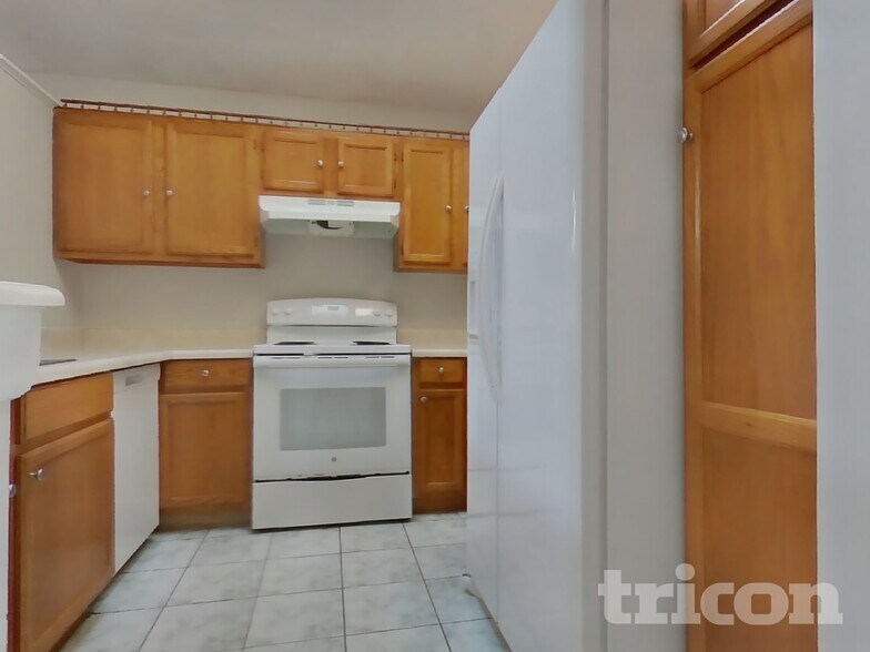 Building Photo - 1253 Ashworth Dr