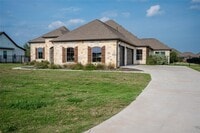 Building Photo - 227 Dally Ct