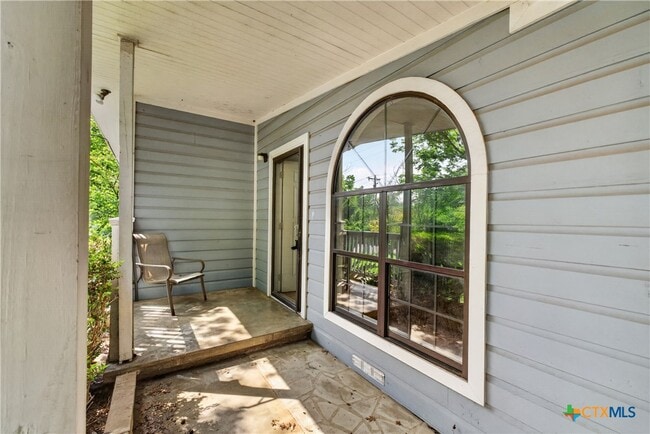 Building Photo - 14 Steele St