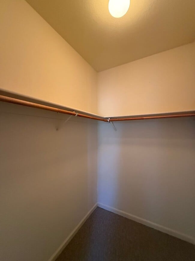 Building Photo - Beautiful 3-Bedroom, 2.5-Bath Home in Wind...