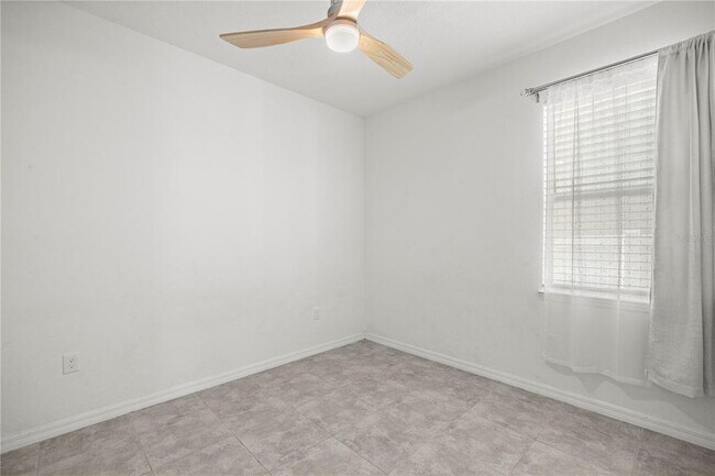Building Photo - 6304 SW 74th Ter Rd