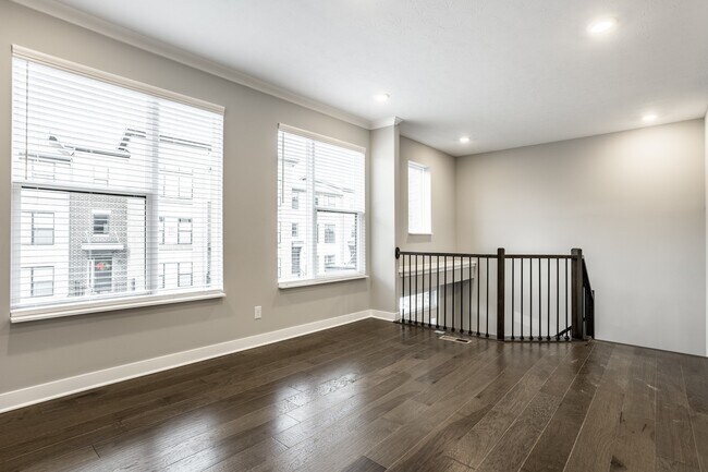 Building Photo - 11581 Fulham St