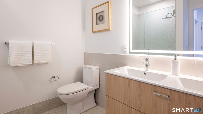 Building Photo - 22 Hubbard Rd