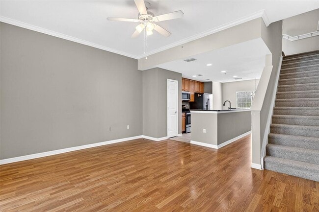 Building Photo - 9739 Meadow Field Cir