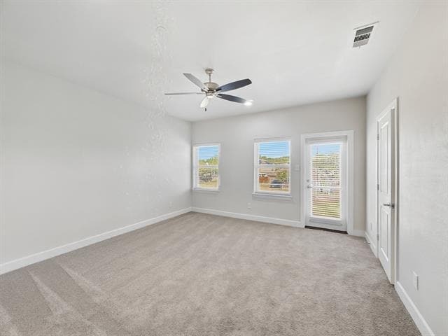 Building Photo - 5704 Woodlands Dr