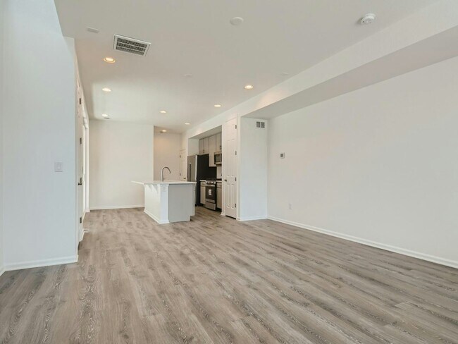 Building Photo - 9671 Truckee St