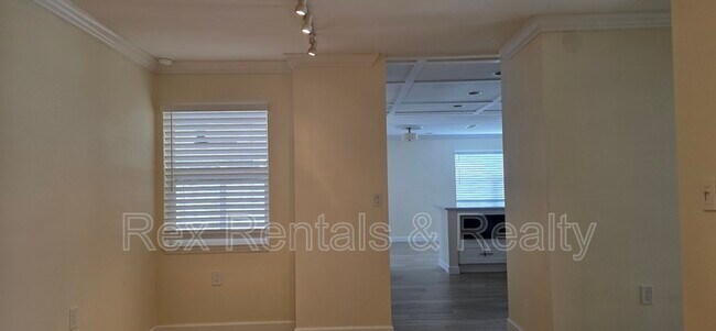 Building Photo - 4095 14th St NE