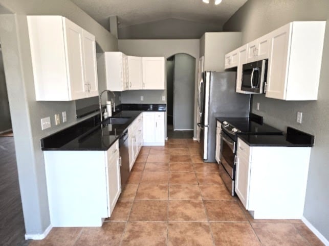Building Photo - 8832 N Mesquite Bluffs Pl