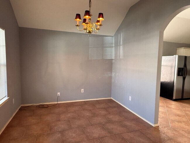 Building Photo - Room to Roam in Atascocita Park!