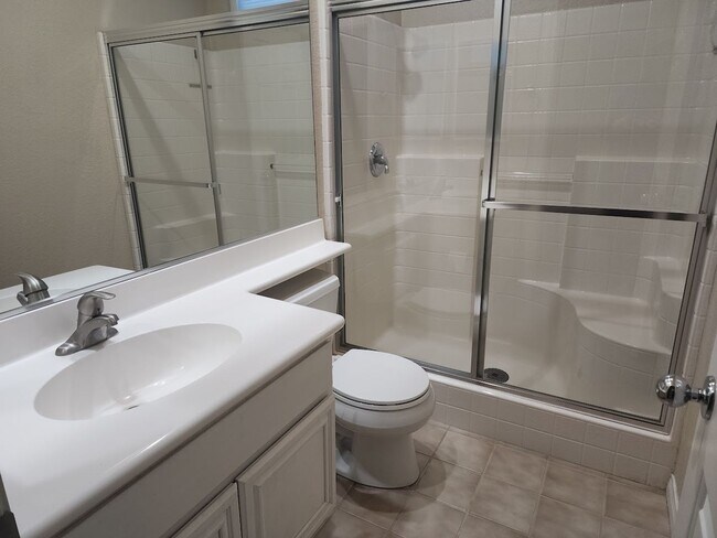 Building Photo - 4 Bedroom Single Level Home in Redhawk wit...
