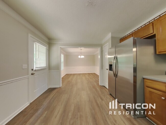 Building Photo - 340 Tuscany Trce