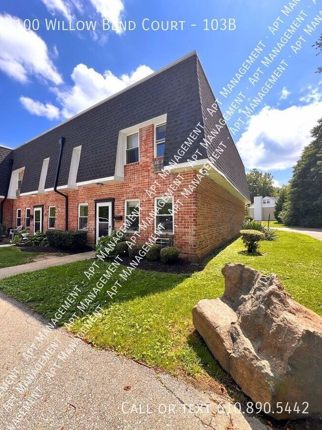 Building Photo - 100 Willow Bnd Ct