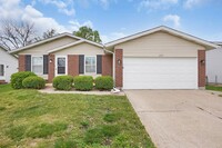 Building Photo - Modern 3-Bedroom Home with Upgrades in Pri...