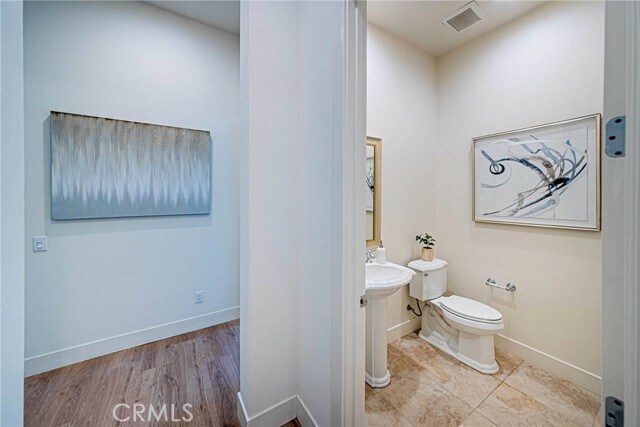 Building Photo - 77 Eider Run