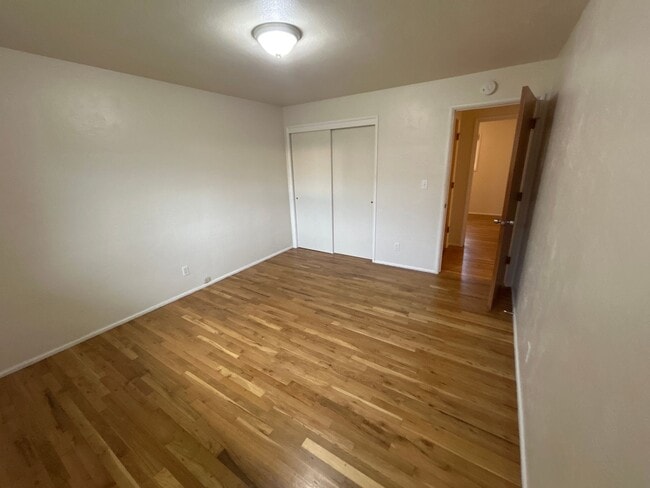 Building Photo - HALF OFF FEBRUARY RENT! 3 Bedroom 1.5 Bath in Desirable NW Corvallis