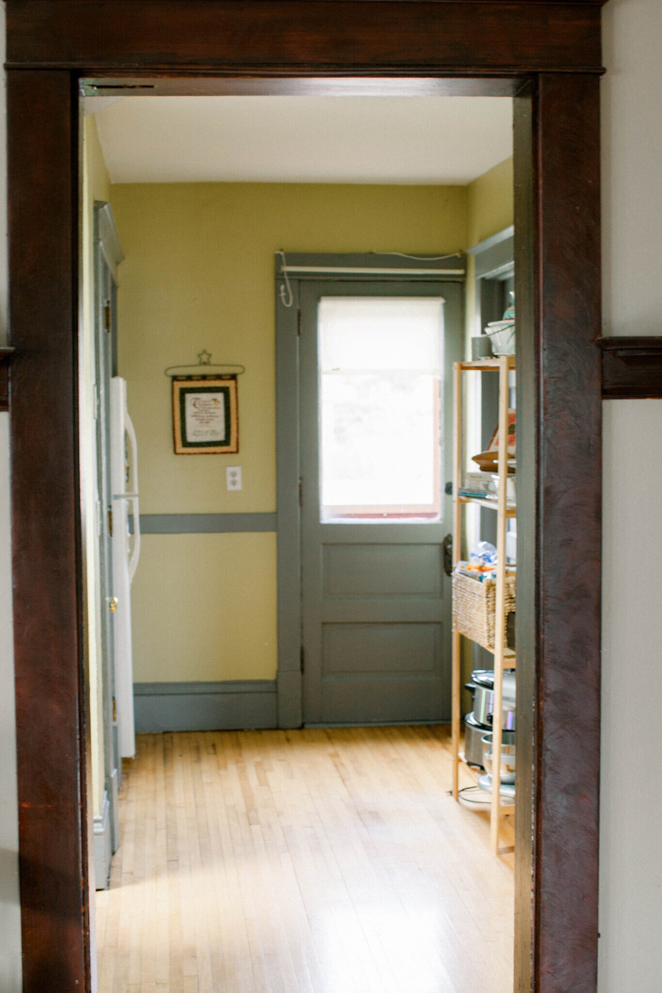 Kitchen has lots of natural light - 3536 S 5th St