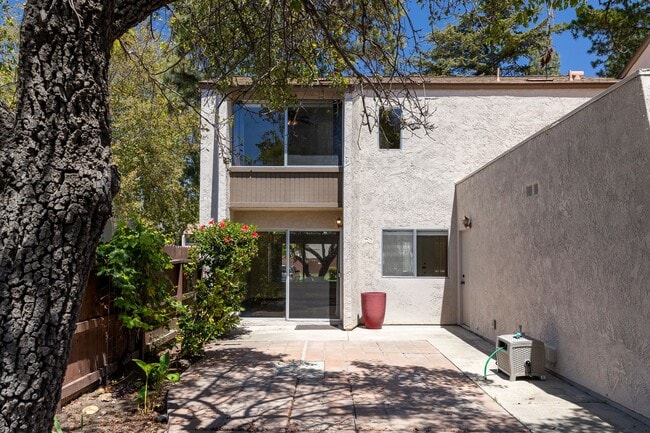 Building Photo - Ventura | Todd Ranch Townhome | 3 Bedroom + 2 Bathroom