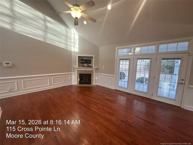 Building Photo - 115 Cross Pointe Ln