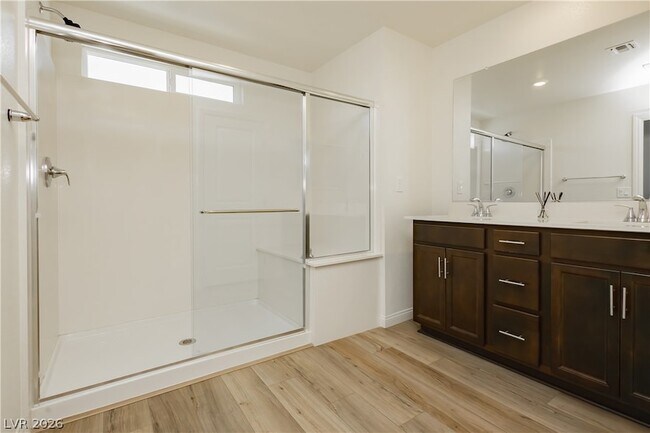 Building Photo - 9108 Vesey Ave