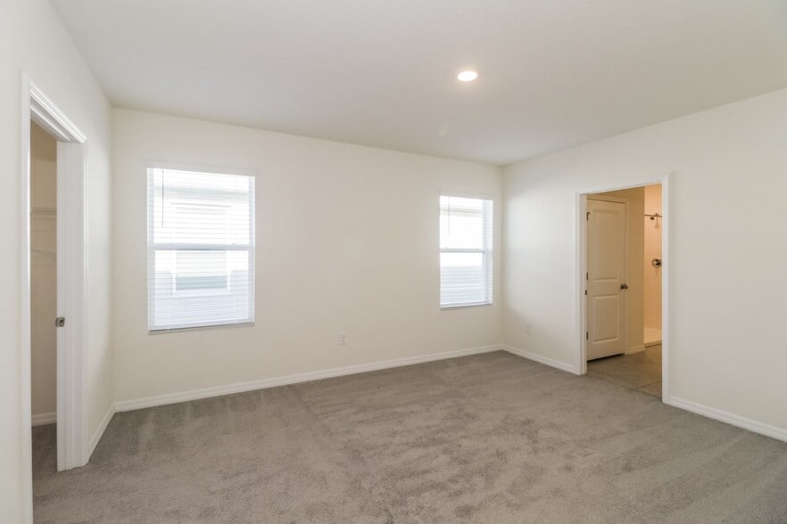 Building Photo - 7545 Cypress Walk Dr