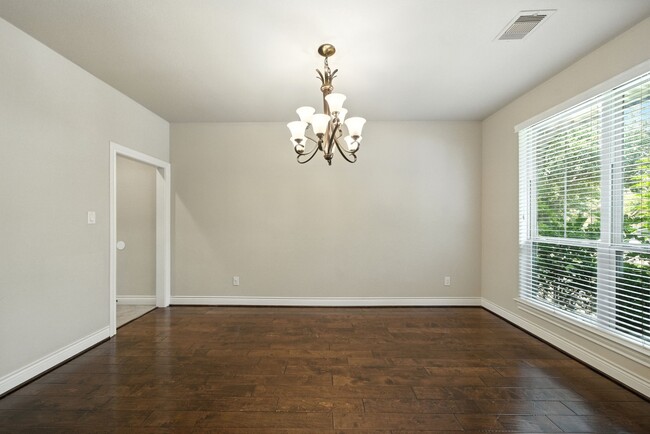 Building Photo - 27811 Bradford Ridge Dr