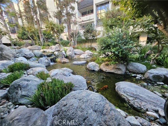 Building Photo - 222 S Central Ave