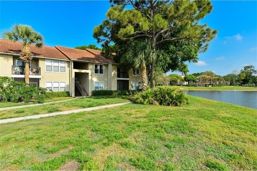 Building Photo - 4049 Crockers Lake Blvd