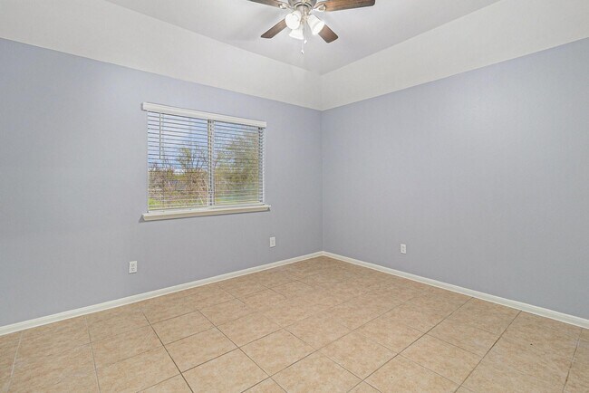 Building Photo - 12222 Warrenwood Dr