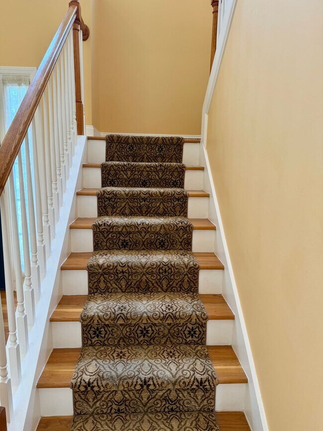 Building Photo - Stunning 5BR Retreat in Gated Village at Telfair