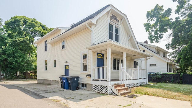 Building Photo - 1441 S State St