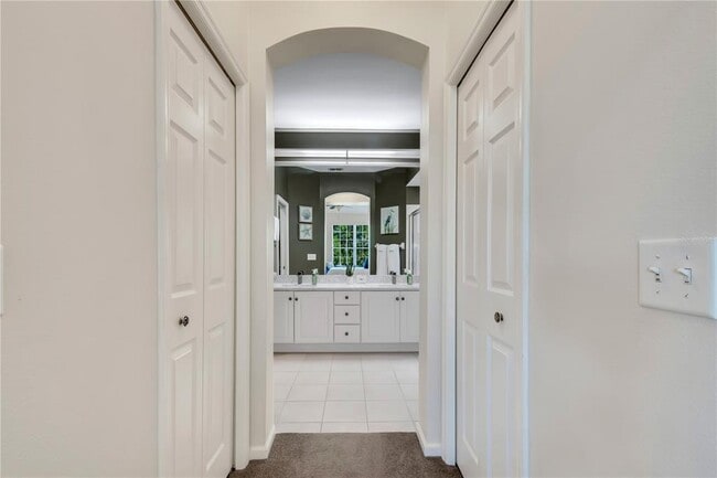 Building Photo - 421 Enclave Pl