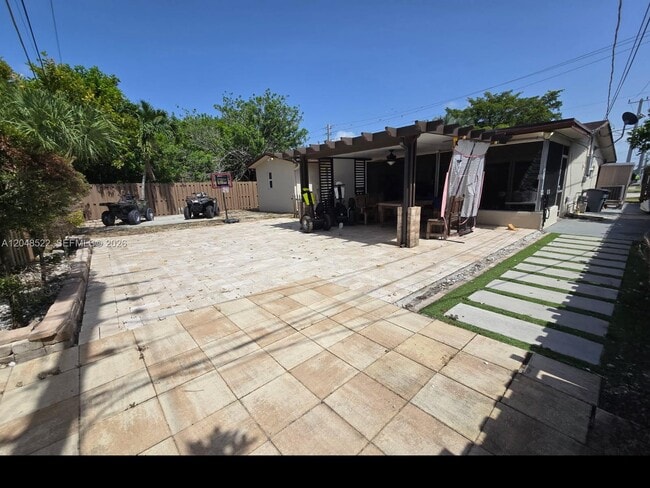 Building Photo - 8461 NW 27th Pl
