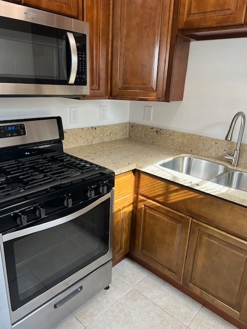 Building Photo - 4175 4th Ave