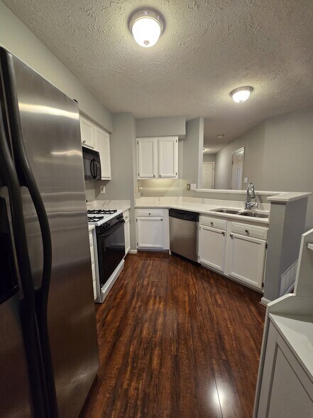 Building Photo - 115 Westbrooke Ln