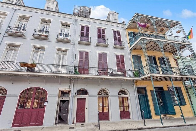 Building Photo - 708 Orleans St