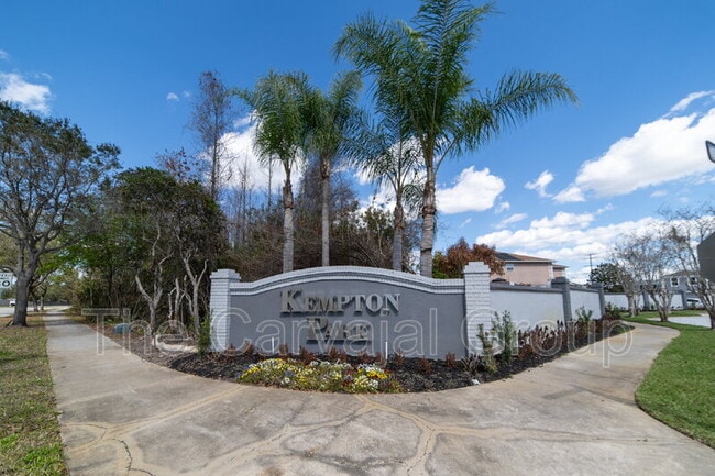 Building Photo - 1215 Kempton Chase Pkwy