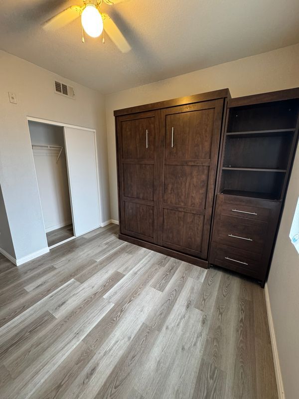 Building Photo - 9728 Marilla Dr