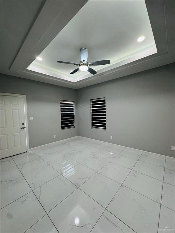 Building Photo - 1200 Country Club Dr
