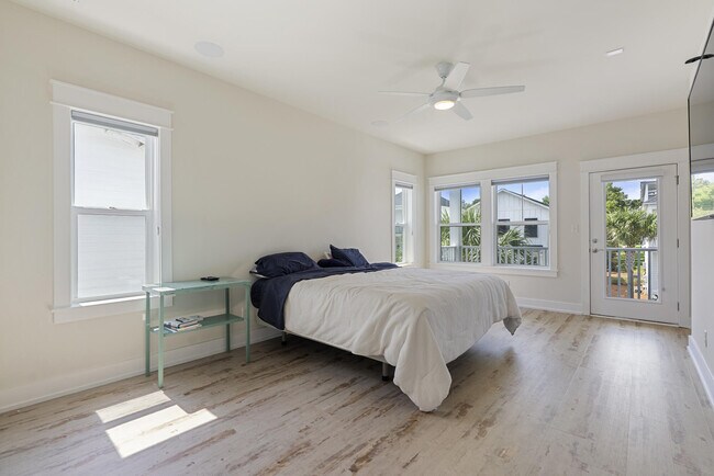 Building Photo - 79 Beach View Dr