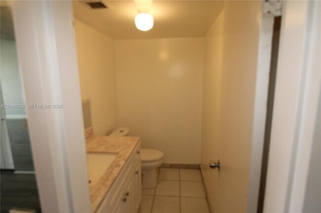 Building Photo - 13499 Biscayne Blvd
