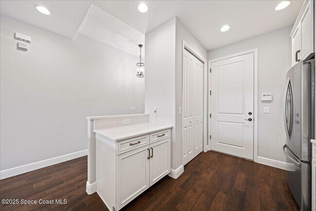 Building Photo - 7785 Wyndham Dr
