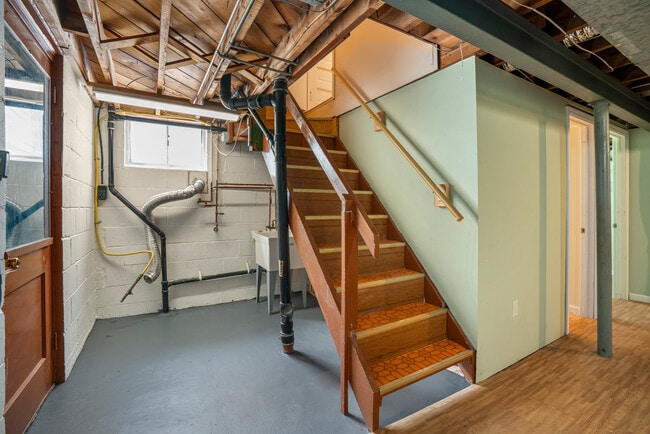 Building Photo - 5116 Cherryvale Dr