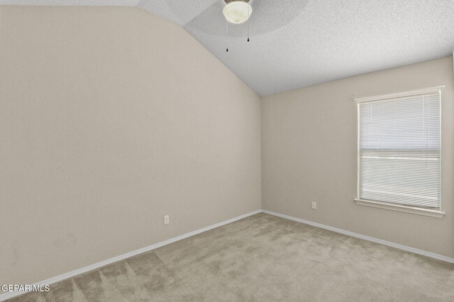 Building Photo - 2933 Pebble Rock Pl