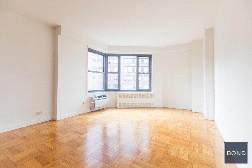 Building Photo - 145 Fourth Avenue