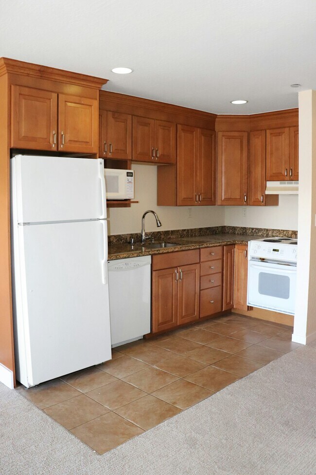 Building Photo - 55 Marinero Cir