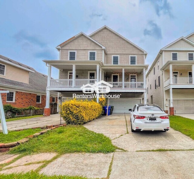 Primary Photo - 9526 14th Bay St