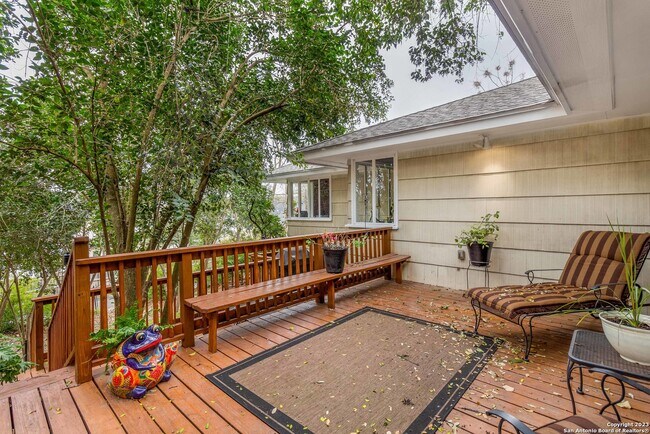Building Photo - 724 Eventide Dr