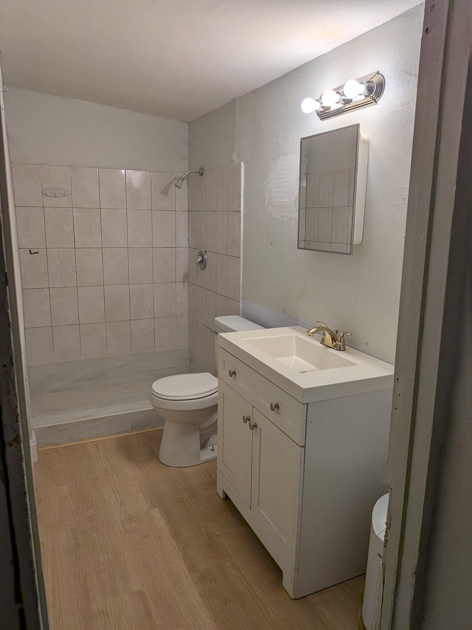 Building Photo - 1537 SW 44th Ave